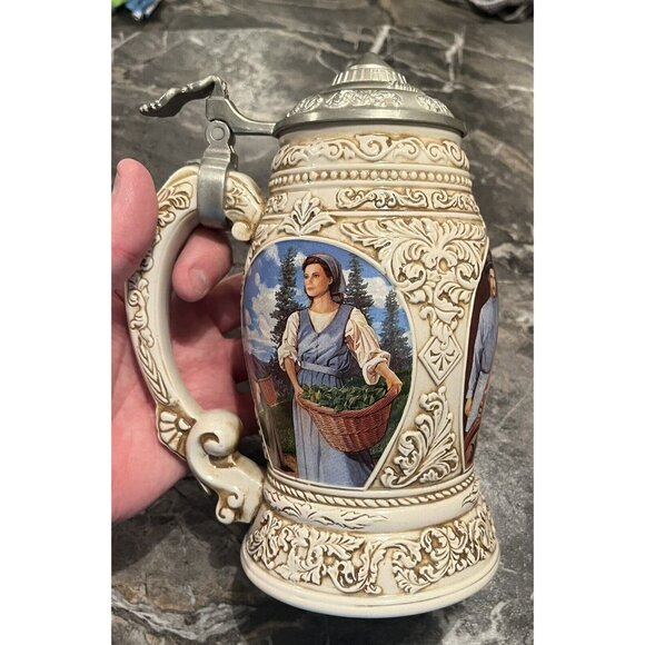 1998 Anheuser Busch Collector’s Club Membership Stein Mug CB7 Old World Heritage - Picture 2 of 8